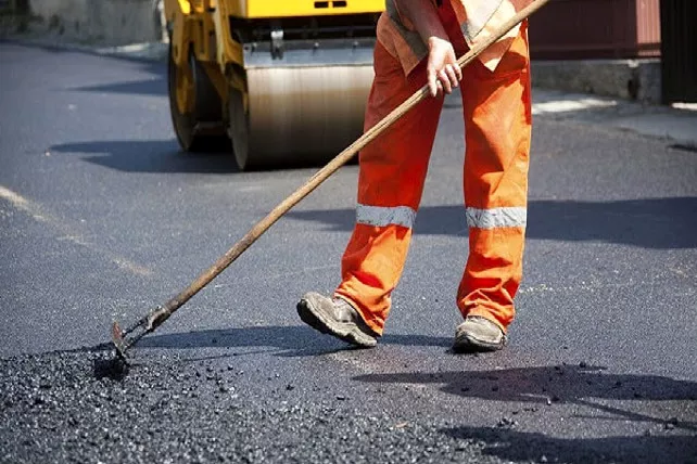 Regolamentazione della circolazione stradale in Via D. Alighieri per ripristino asfalto